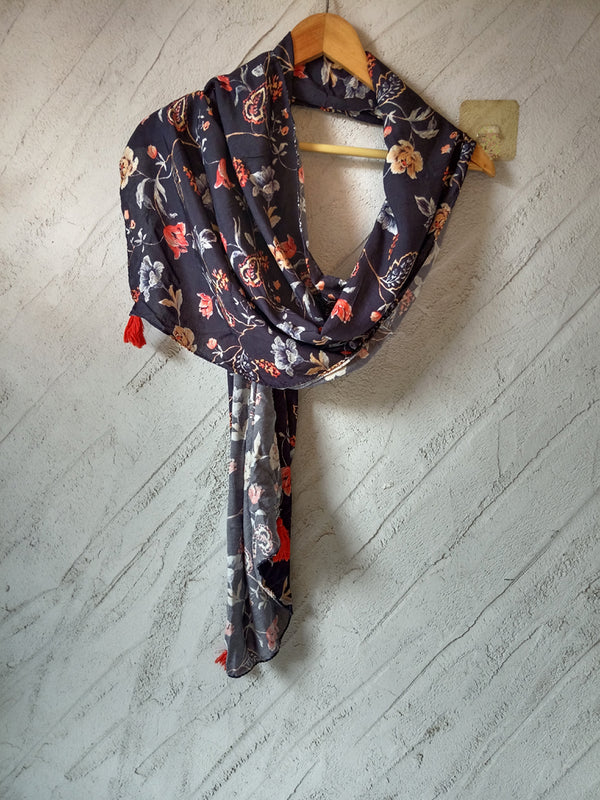 Splendid Black Printed Muslin Regular Wear Scarves/Stoles for Women SC12