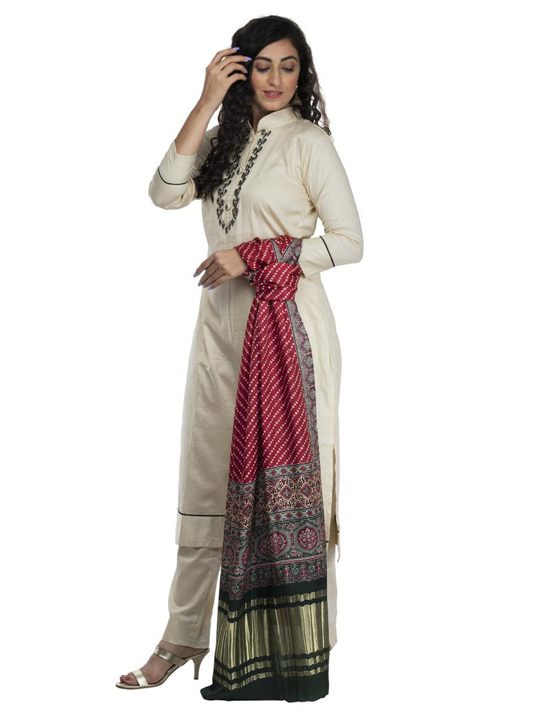 Red  Women's Gaji Silk Dupatta suitable for All Occasions