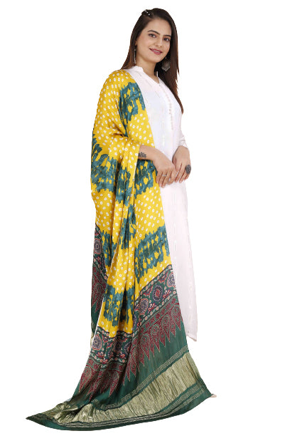 Green Women's Gaji Silk Dupatta suitable for Navratri, Diwali & All Occasions DB2095