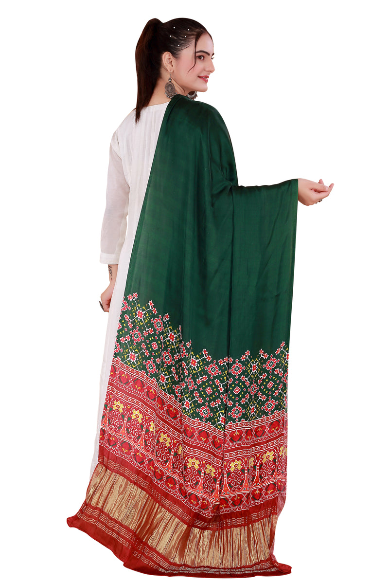 Green Women's Gaji Silk Dupatta suitable for All Occasions