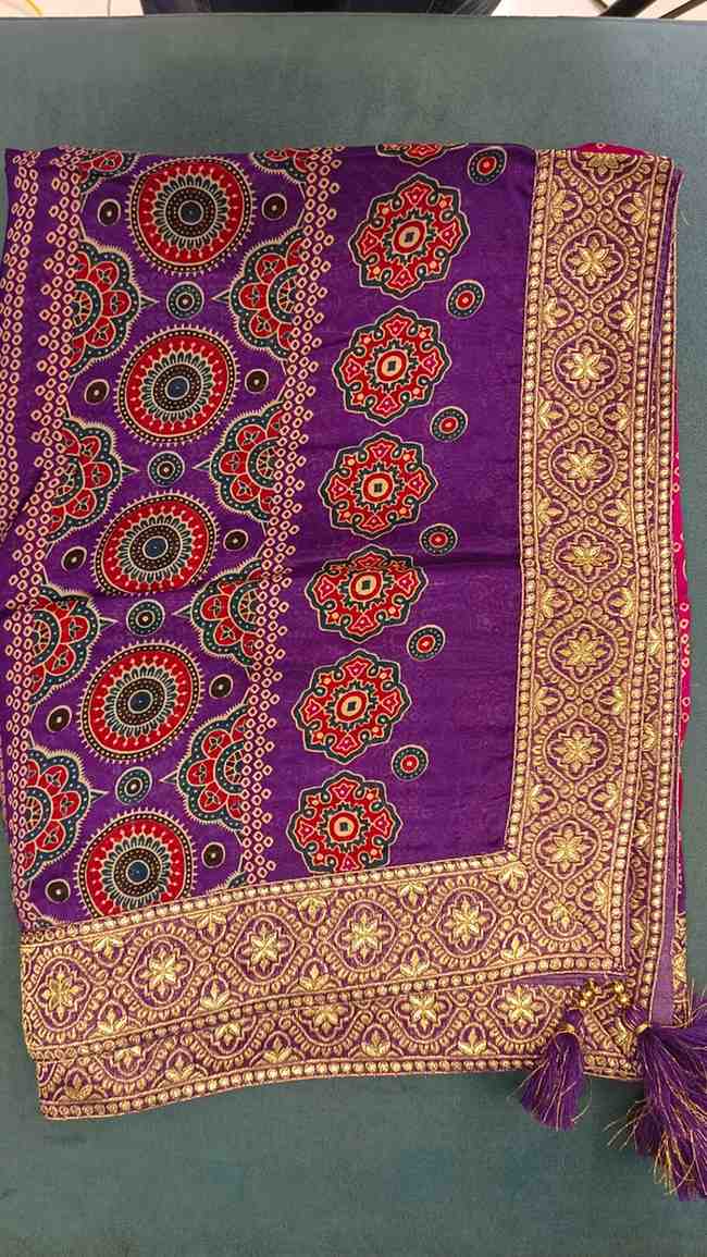 Desi Butik Rani Pink Bandhani Silk Dupatta with Royal Border DB2255