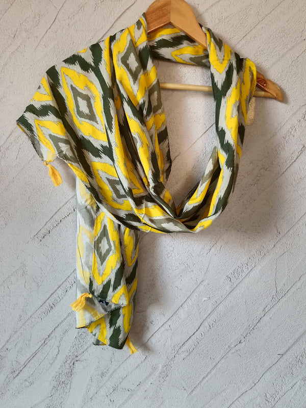 Decent Multicolor Printed Muslin Casual Scarves/Stoles for Women SC29