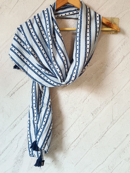 Stunning Multicolor Printed Muslin Designer Scarves/Stoles for Women SC31