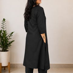 Desibutik Women's Black V-Neck Kurta Set