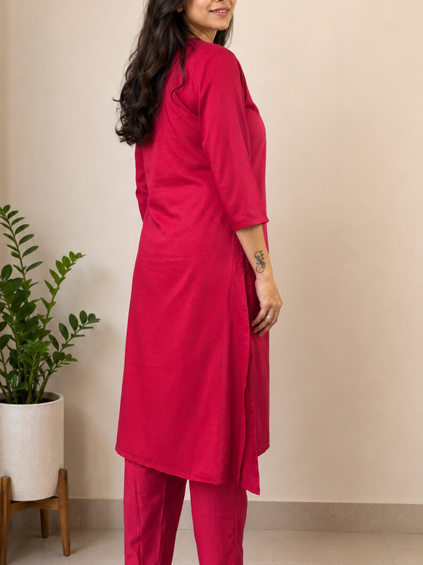 Desibutik Women's Red V-Neck Kurta Set