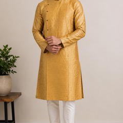 DESI BUTIK Men's Golden Jacquard Kurta Set