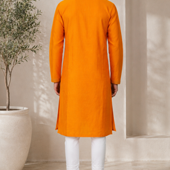 DESI BUTIK Men's Solid Orange Kurta Set