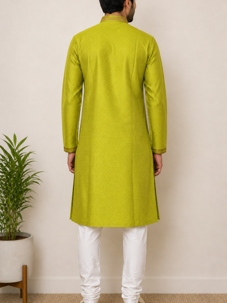 DESI BUTIK Men's Green Jacquard Kurta Set