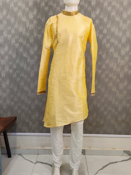 DESI BUTIK Men's Yellow Asymmetric Kurta Set