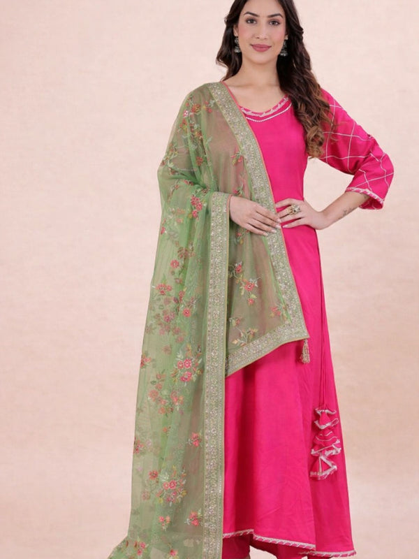 Desi Butik's Elegant Olive Green Embroidered Net Dupatta with Zari Border