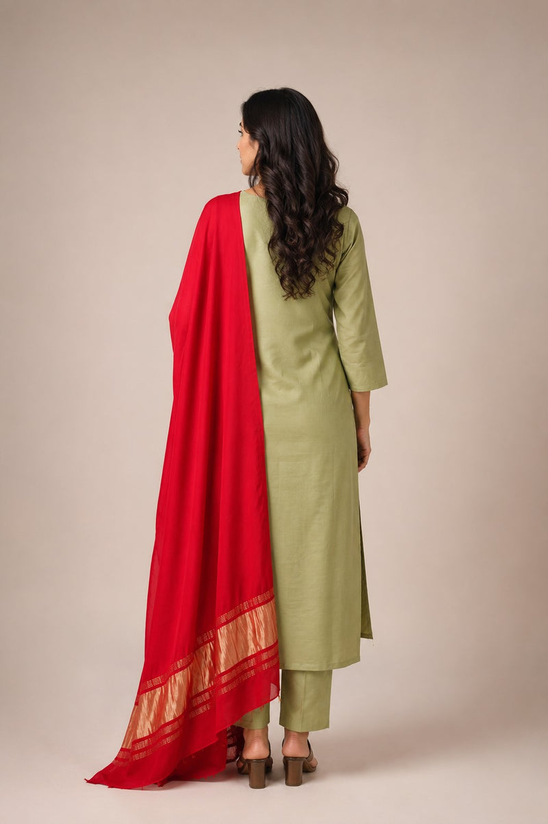 Desi Butik Women’s Red Gaji Silk Solid Dupatta DB2258