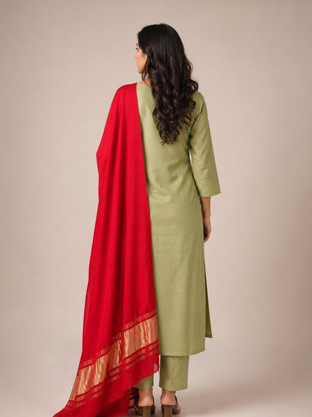 Desi Butik Women’s Red Gaji Silk Solid Dupatta DB2258