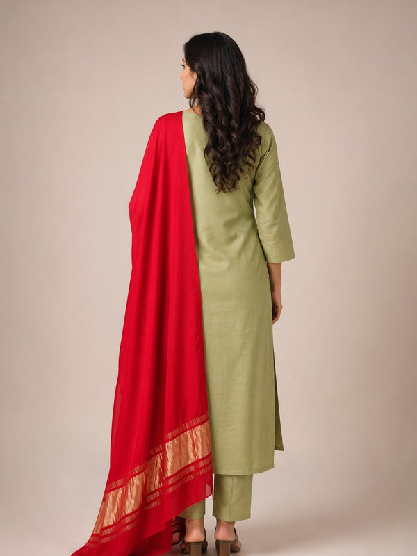 Desi Butik Women’s Red Gaji Silk Solid Dupatta DB2258