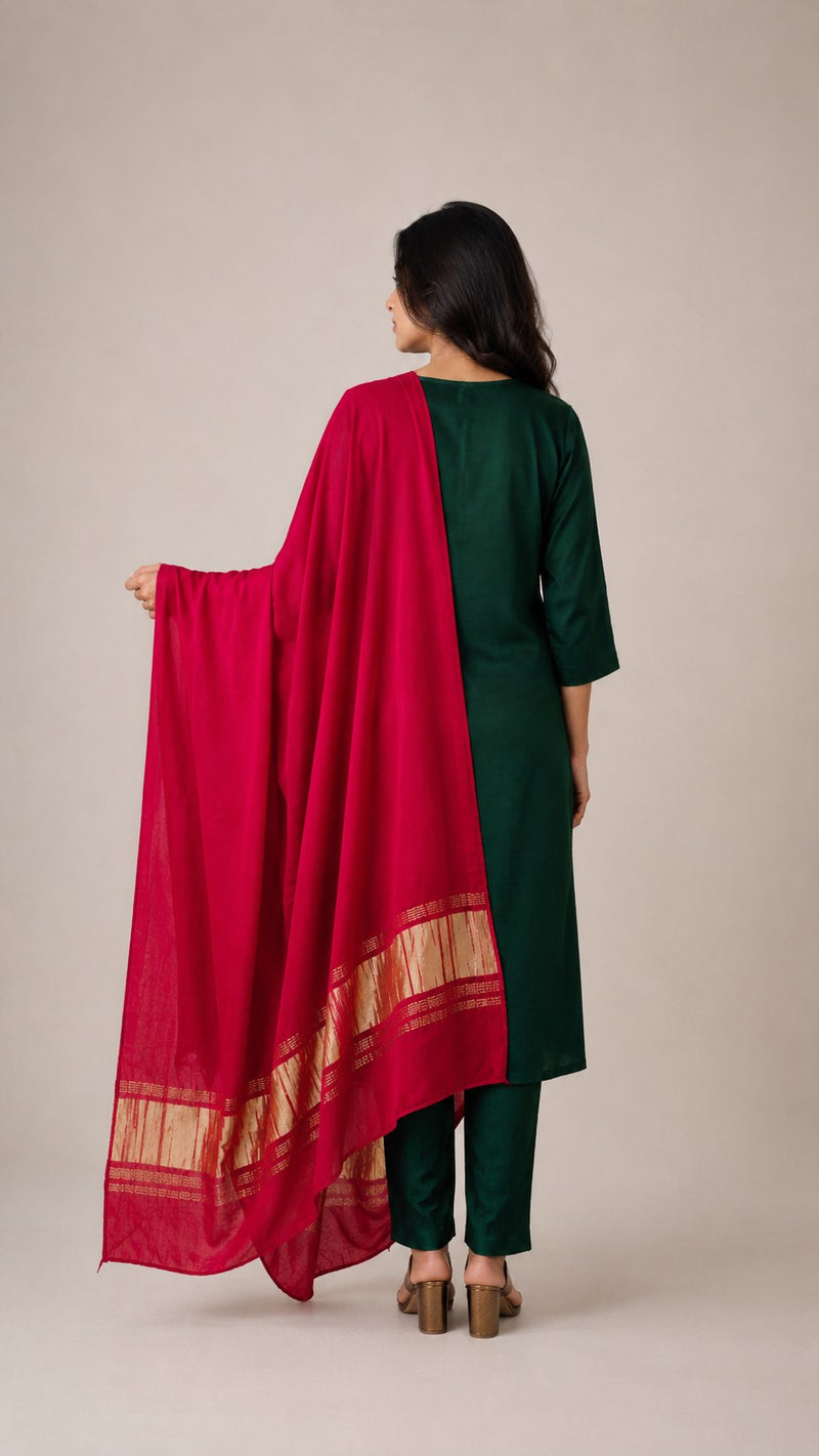 Desi Butik Women’s Rani Pink Gaji Silk Solid Dupatta DB2260