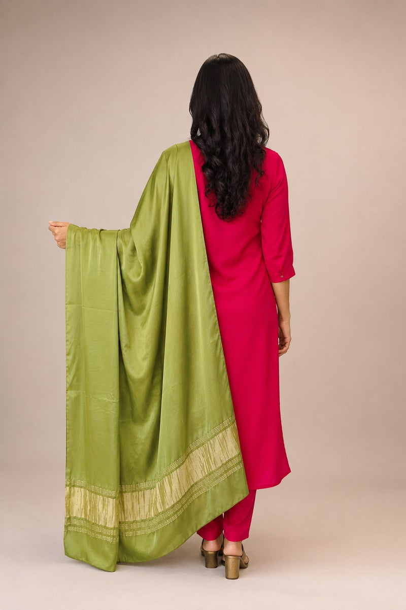 Desi Butik Women’s Olive Green Gaji Silk Solid Dupatta DB2263