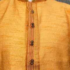 DESI BUTIK Men’s Orange Straight Kurta with White Churidar