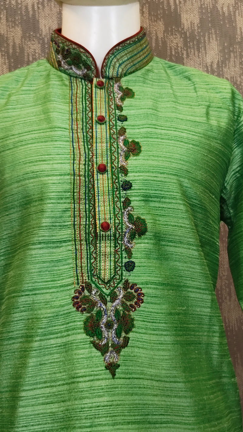 DESI BUTIK Men’s Green Embroidered Kurta with White Churidar Pant
