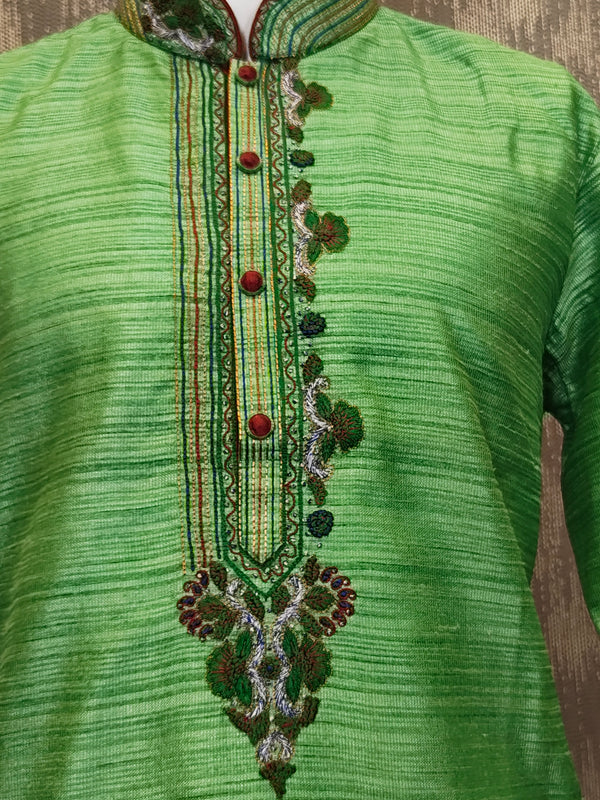 DESI BUTIK Men’s Green Embroidered Kurta with White Churidar Pant