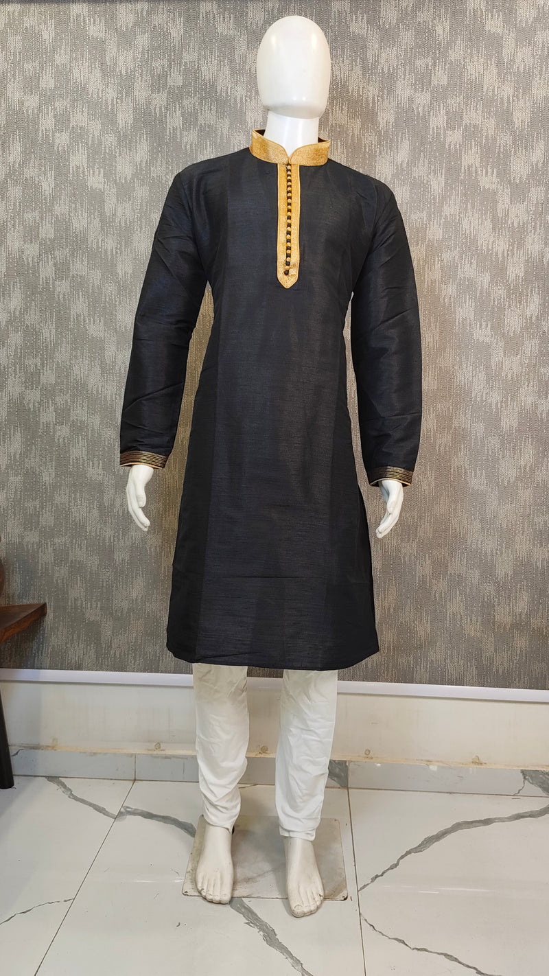 DESI BUTIK Men's Black textured Kurta Set