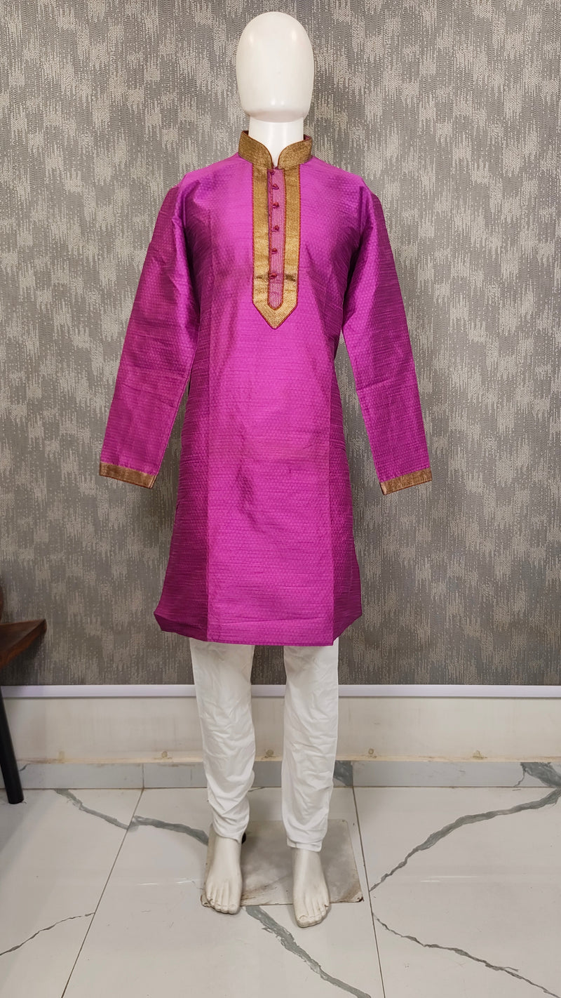 DESI BUTIK Men's Magenta Jacquard Kurta Set