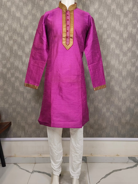 DESI BUTIK Men's Magenta Jacquard Kurta Set