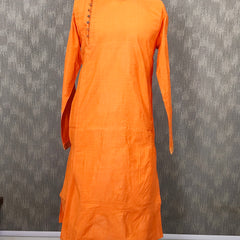 DESI BUTIK Men's Solid Orange Kurta Set