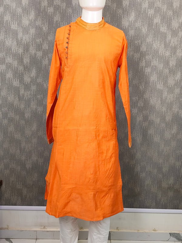 DESI BUTIK Men's Solid Orange Kurta Set