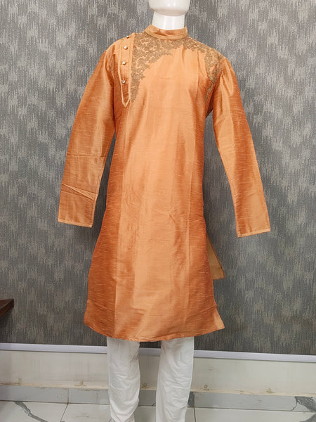 DESI BUTIK Men's Brown Embroidered Kurta Set