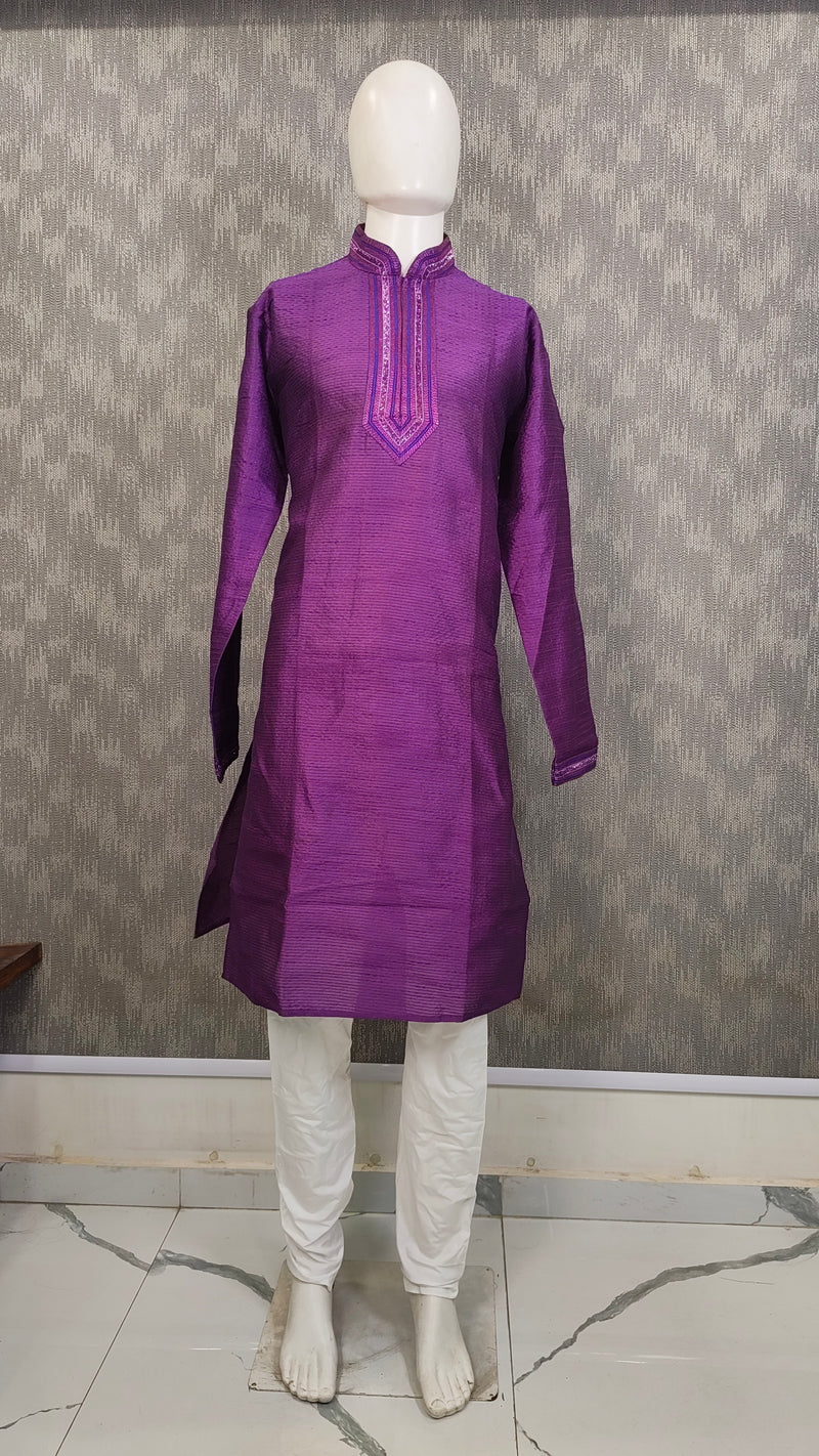 DESI BUTIK Men's Purple Textured Kurta Set