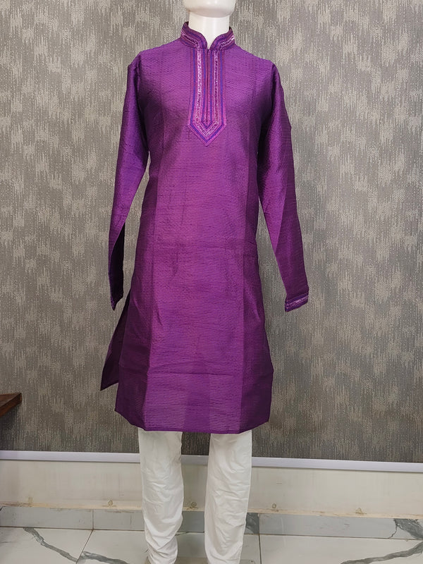 DESI BUTIK Men's Purple Textured Kurta Set