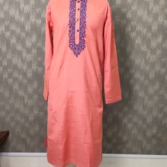 DESI BUTIK Men's Pink Embroidered Kurta Set