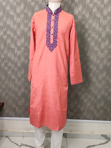DESI BUTIK Men's Pink Embroidered Kurta Set