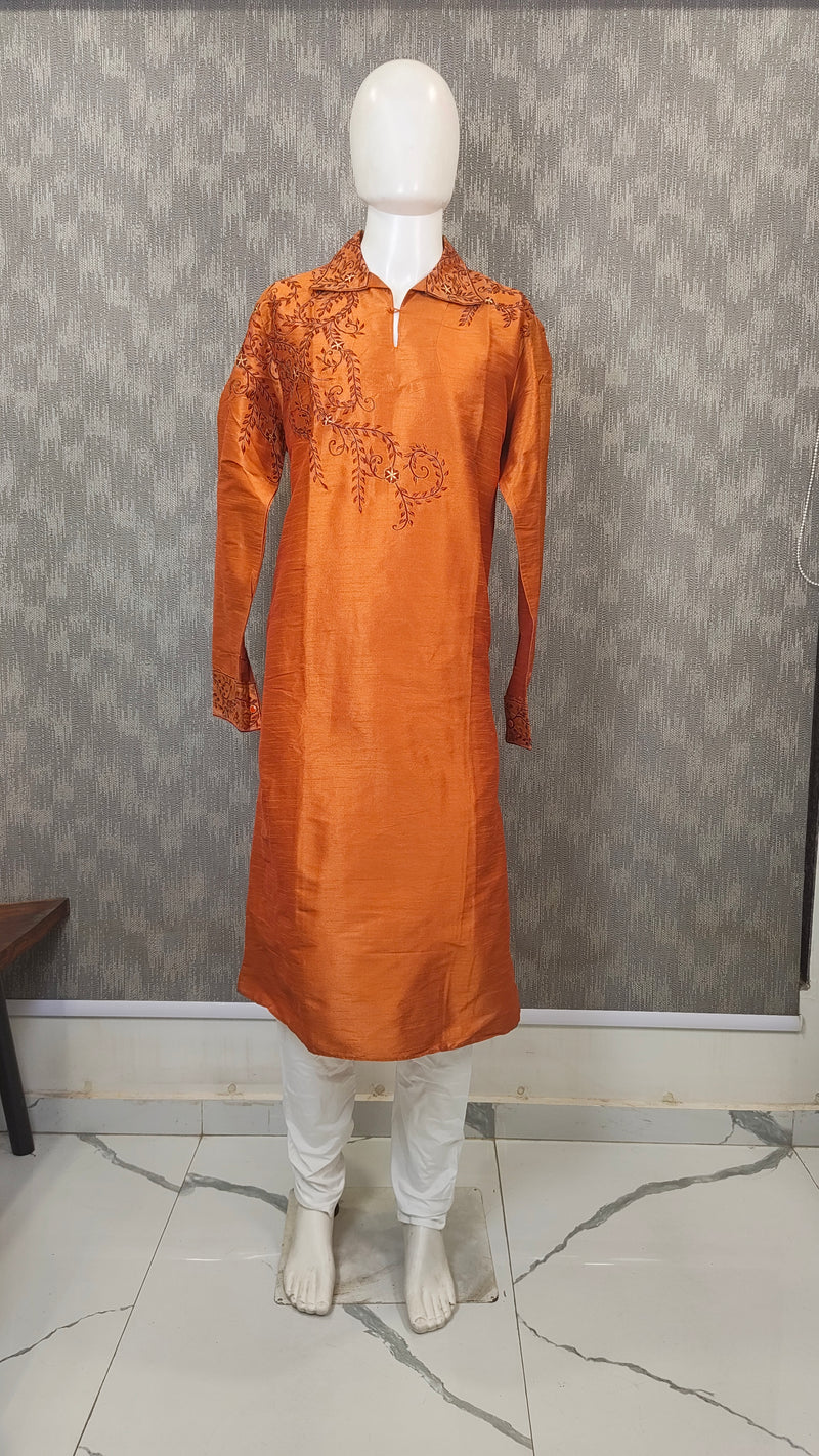 DESI BUTIK Men's Brown Embroidered Kurta Set