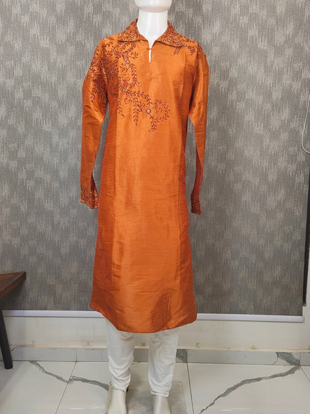 DESI BUTIK Men's Brown Embroidered Kurta Set