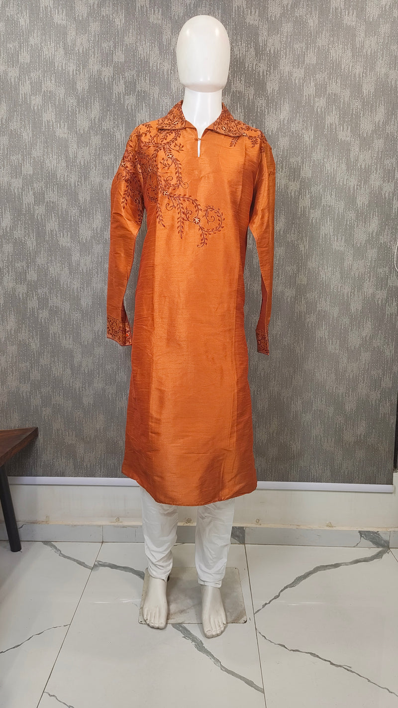 DESI BUTIK Men's Brown Embroidered Kurta Set