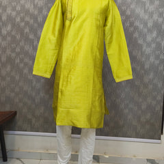 DESI BUTIK Men's Green Jacquard Kurta Set