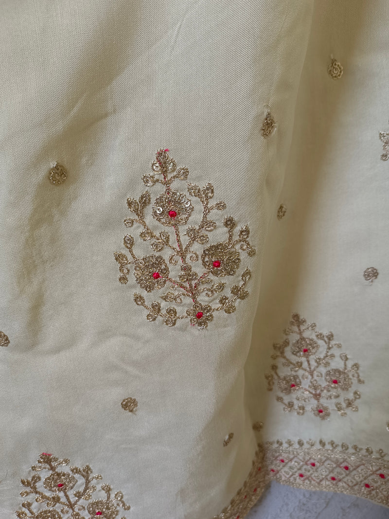 Women's Cream Embroidered Cotton Silk Kurta Set with Trousers & Dupatta