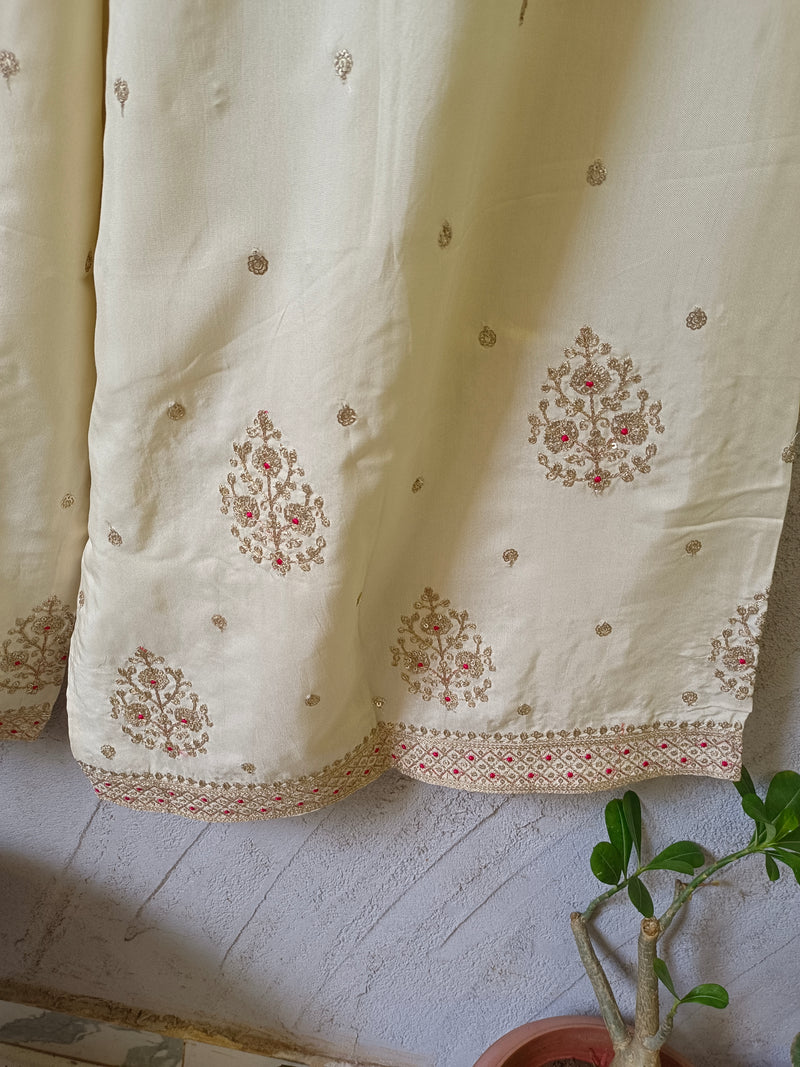 Women's Cream Embroidered Cotton Silk Kurta Set with Trousers & Dupatta