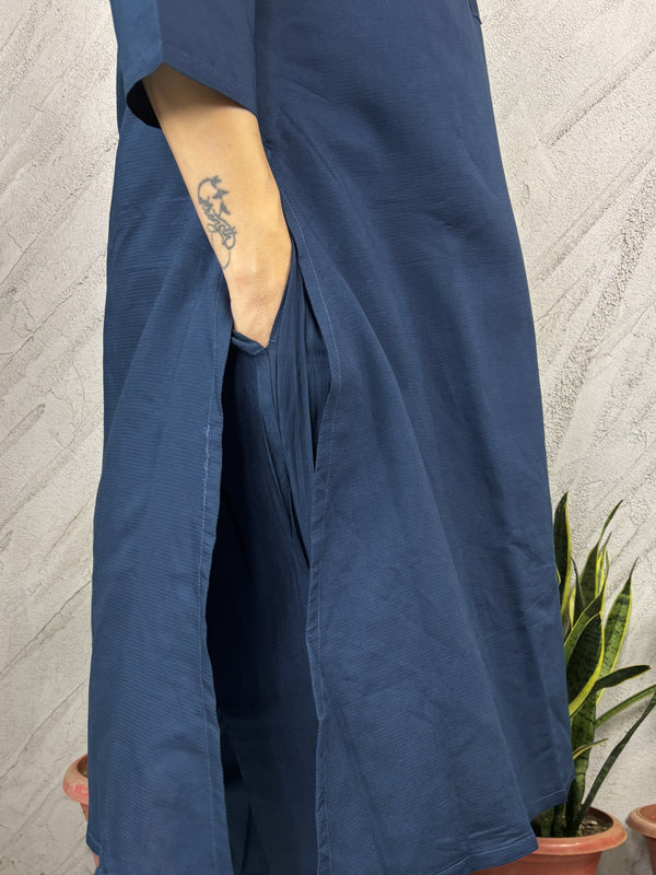 Desibutik Women's Navy Blue Collor Neck Kurta Set
