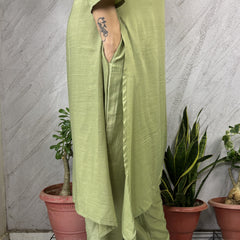 Desibutik Women's Olive Green V-Neck Kurta Set