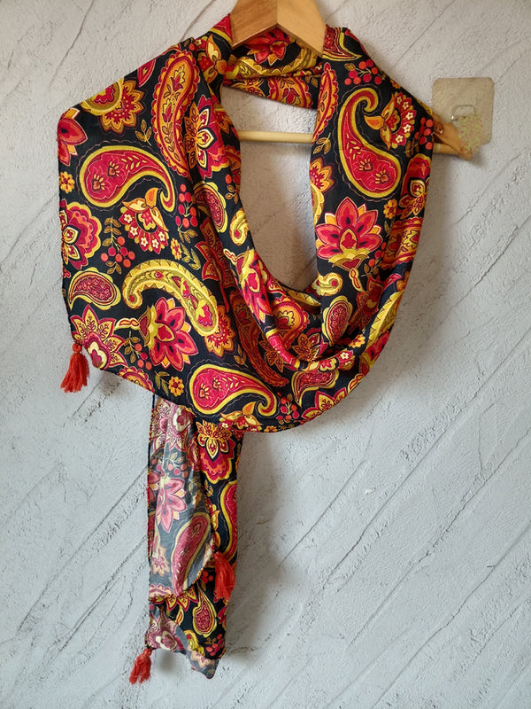 Appealing Black Printed Muslin Everyday Scarves/Stoles for Women SC27