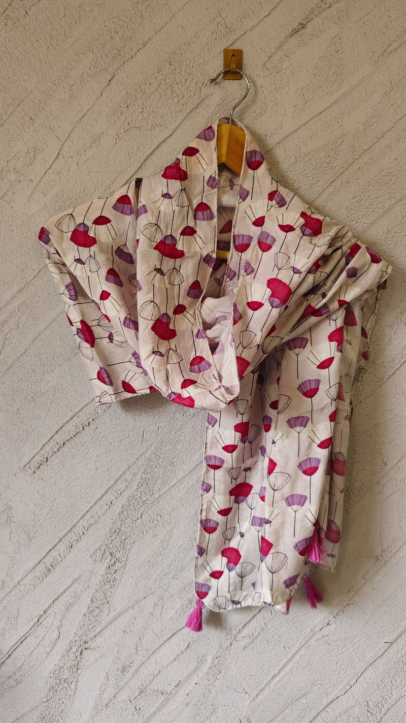 Women Cream Floral Printed Soft Cotton Scarf with Pink Tassels SC121